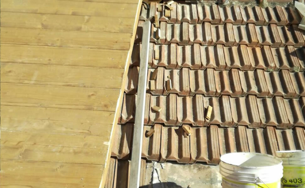 Immagine di un tetto in legno